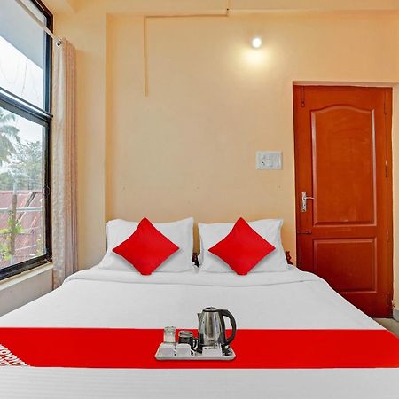 Spot On The New View Regency Hotell Thiruvananthapuram Exteriör bild