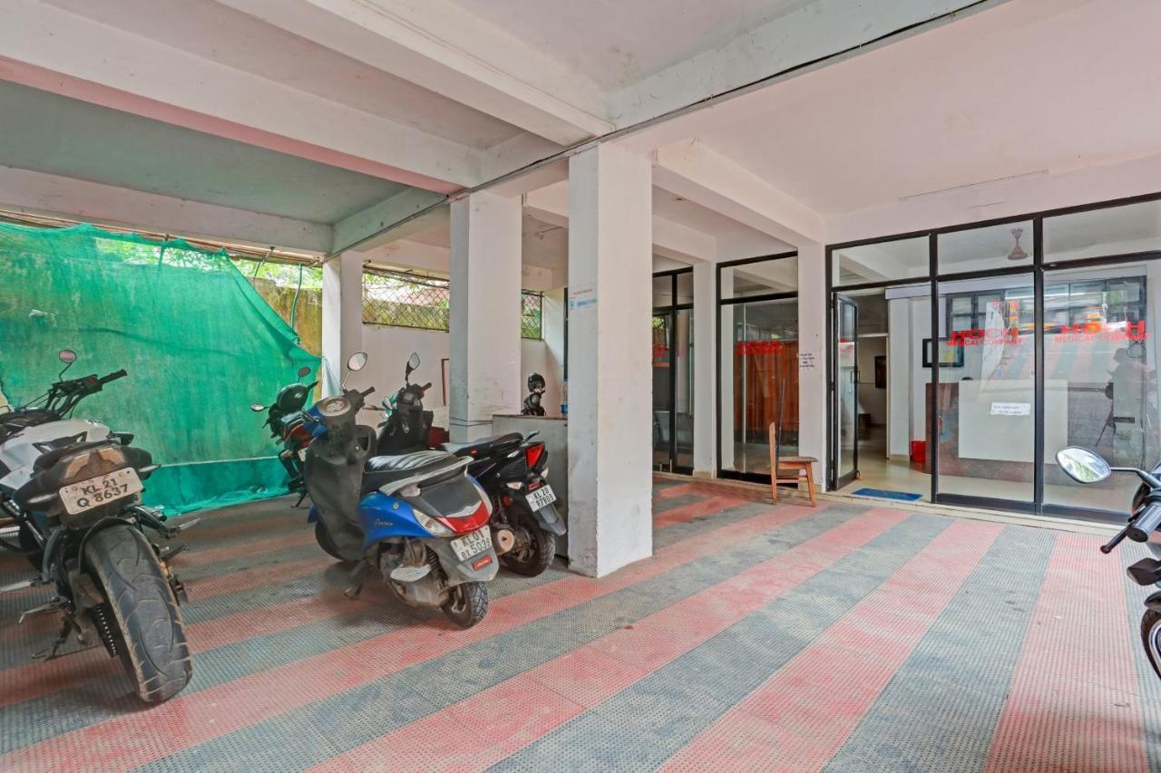 Spot On The New View Regency Hotell Thiruvananthapuram Exteriör bild